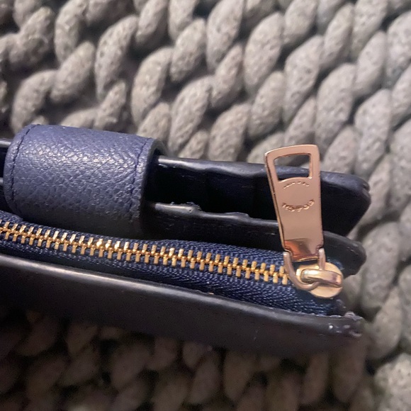 Blue Bundle - Picture 6 of 11